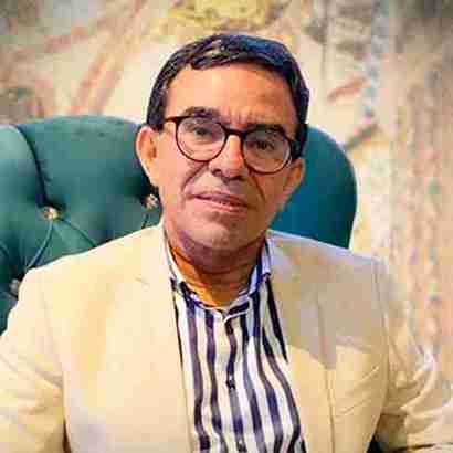 من هو الدكتور عبد الواحد وجيه ويكيبيديا