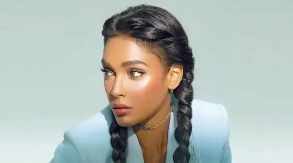 ميا علاوي ويكيبيديا