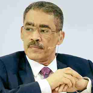 من هو وزير الإعلام الجديد ضياء رشوان ويكيبيديا