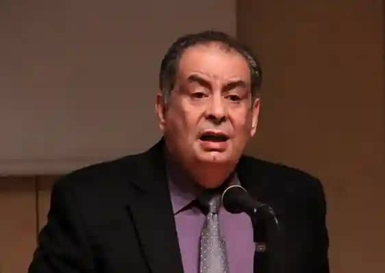 يوسف زيدان ويكيبيديا